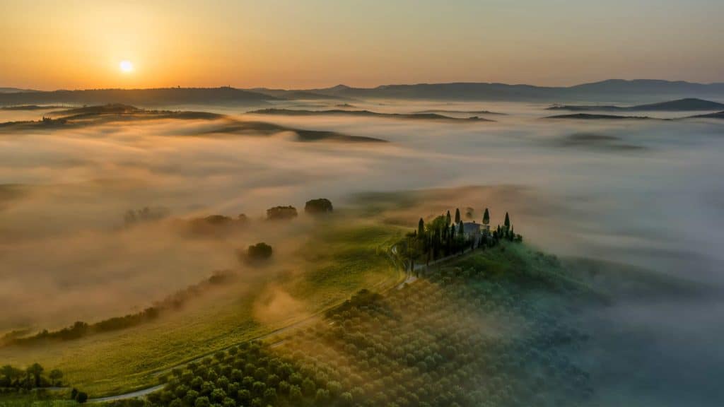 “Azok a csodás ködös hajnalok” – Májusi Fotókaland Toszkánában